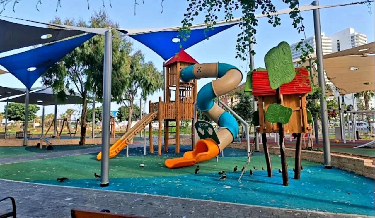 מלון דירות על הים בת ים 39 エクステリア 写真